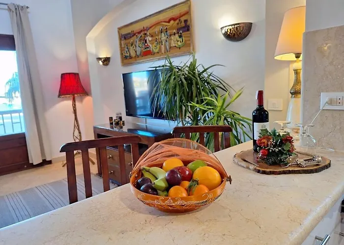 Apartment Bella Sabina, Lovely One Bedroom With Pool